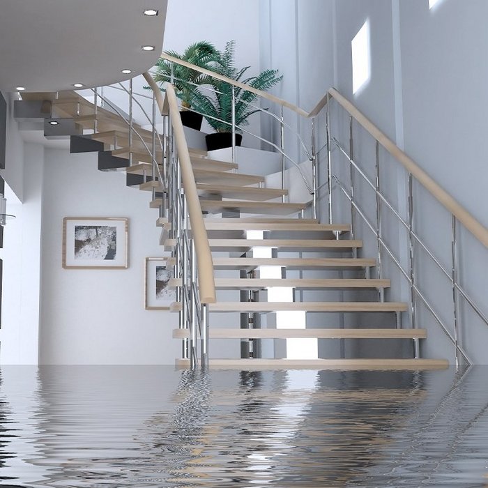 Symbolbild für eine Überschwemmung im Flur